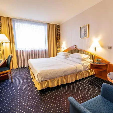 Panorama Hotell 4*