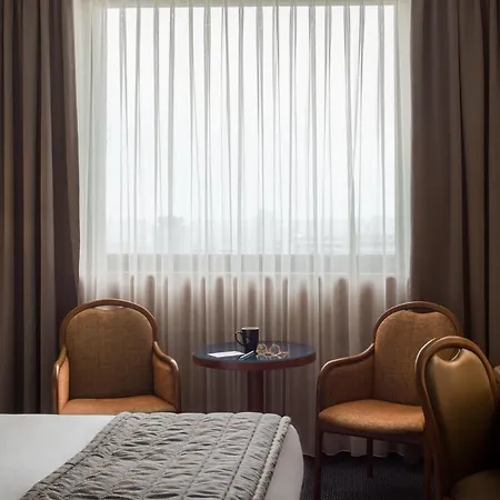 Panorama Hotell 4*