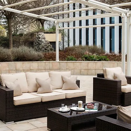 Panorama Hotell 4*