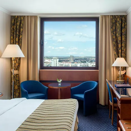 Panorama Hotell 4*